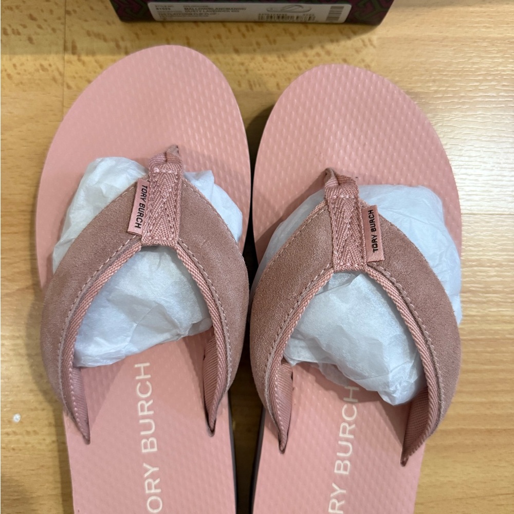 Tory Burch NIB Platform Flip Flops Blush Pink Suede Sandals Sz 9 Giftable!